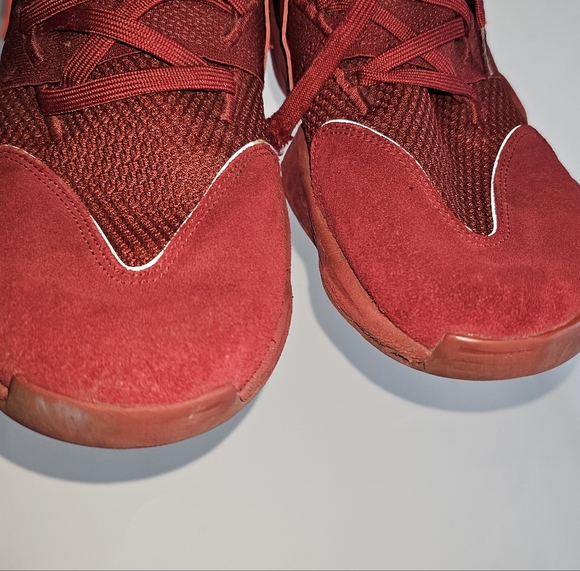 Harden Vol. 4 'Team Maroon - Picture 7 of 12